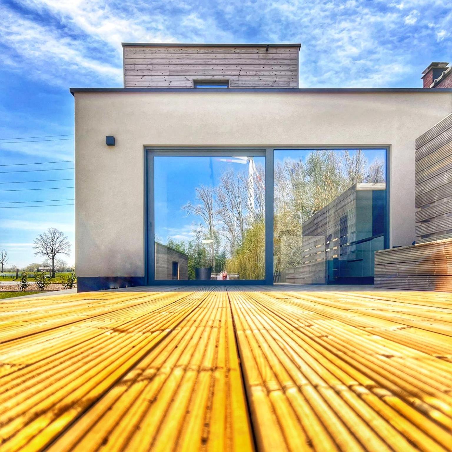 Inova Guesthouse 하셀트 외부 사진