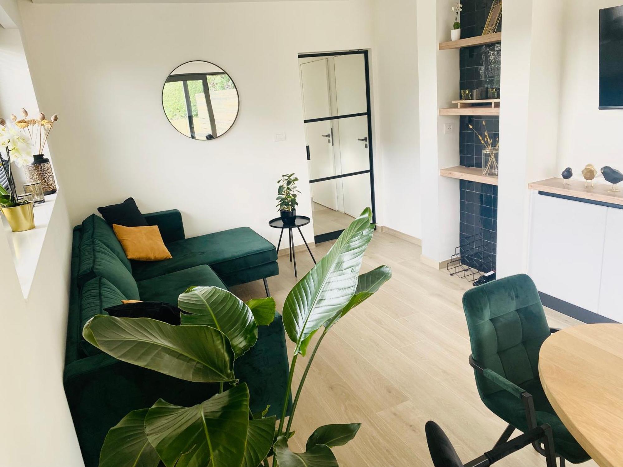 Inova Guesthouse 하셀트 외부 사진